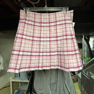 Plaid Pink Skirt Size Juniors Medium NWT Giveaway